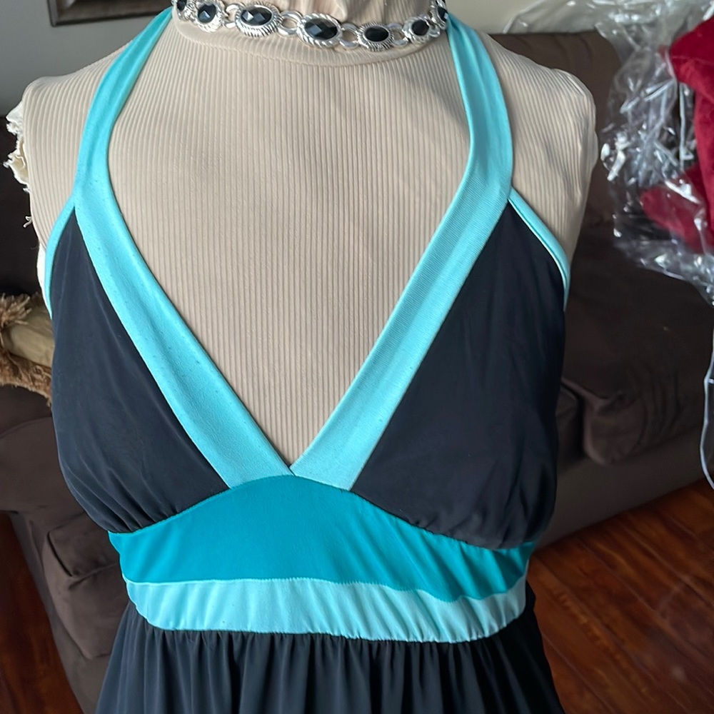 Backless maxi dress